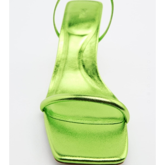 NWT Zara Retro Strappy Square Toe Metallic Lime Green Heeled Sandals - Picture 3 of 4
